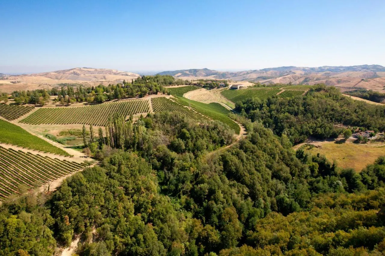 Podere Riosto Cantina&Agriturismo Pianoro Farm stay