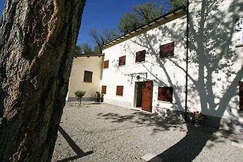 Podere Riosto Cantina&Agriturismo 피아노로 이탈리아